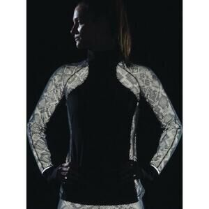 Lululemon Race With Grace 1/2 Zip II *Lights Out SIZE 8 Reptile Silver Black